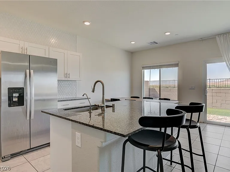 386 Larksong Ave — Photo 19