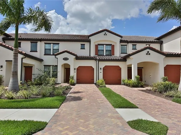 15145 Palmer Lake Cir, Naples, FL