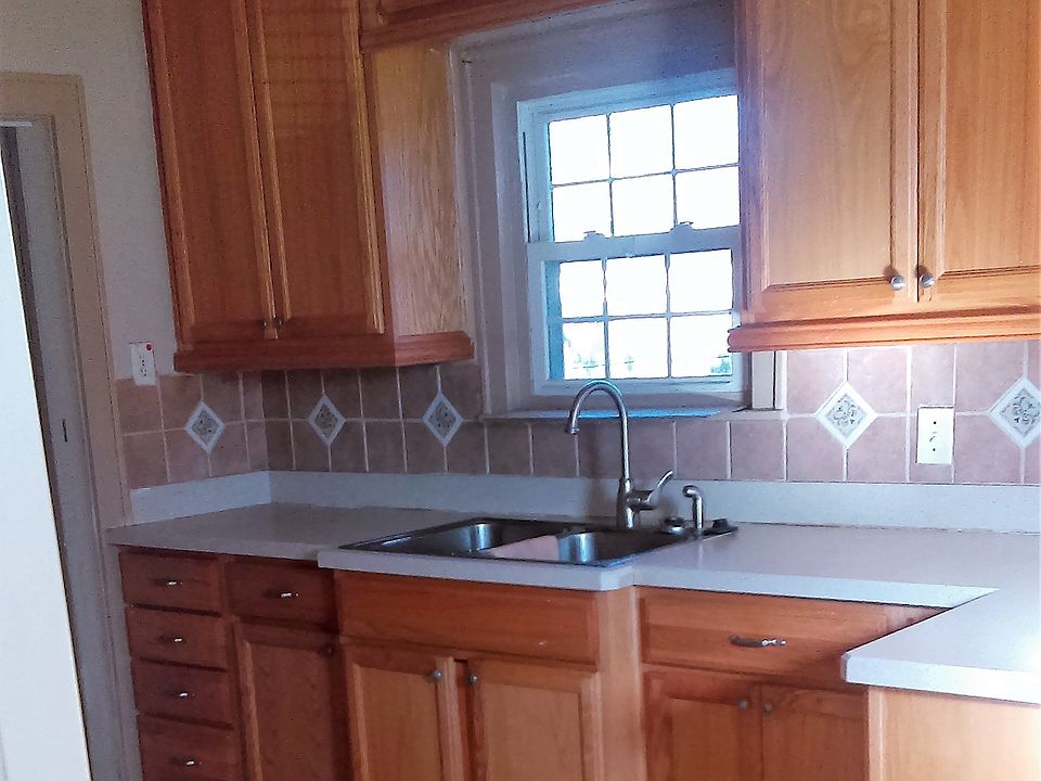 New Kitchen Cabinets