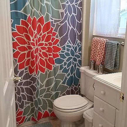 Main floor bath