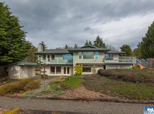 97 Deer Trails Way, Sequim, WA 98382