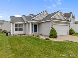 5900 Eaglechase Dr SE, Kentwood, MI