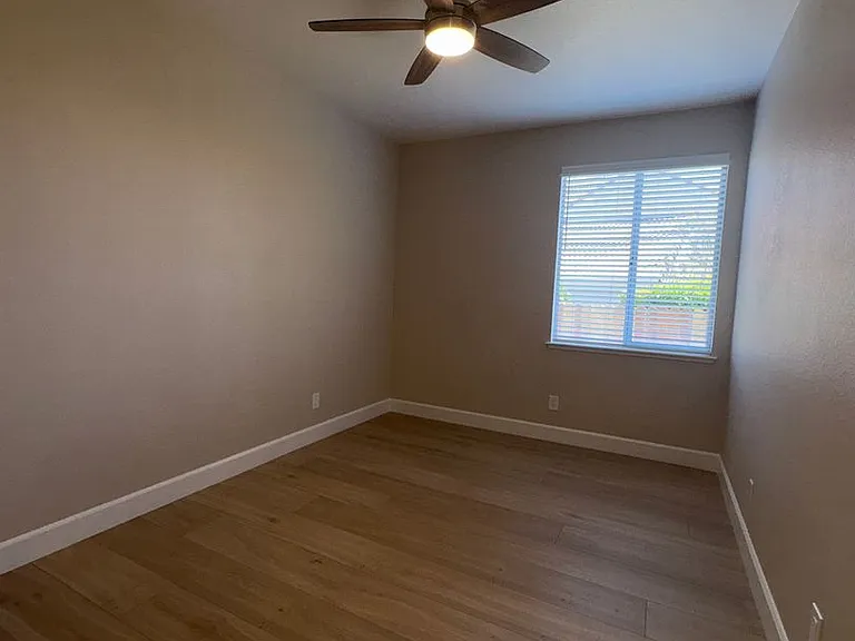 798 Shannon Dr — Photo 24