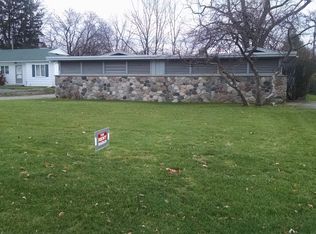 866 N Hagadorn Rd, East Lansing, MI 48823