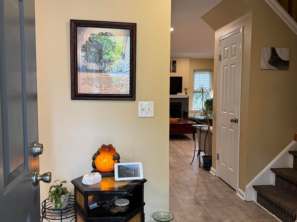 1st image of 37 Steeplechase Court