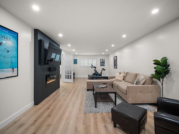 5th image of 23659 Tamarack Ln