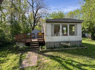 1A Neal Dr, Mount Vernon, IL 62864