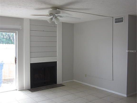 3rd image of 11802 N Armenia Ave