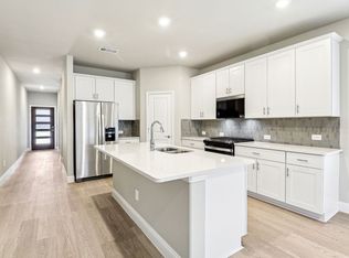 6636 Creek Edge Cir, Crowley, TX 76036