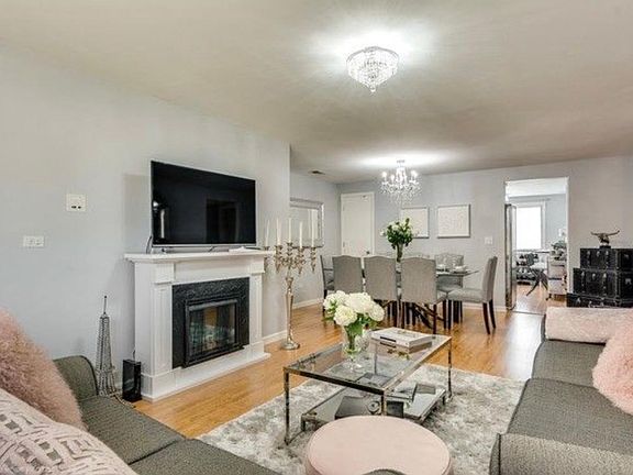 4th image of 5825 W Higgins Ave #A1