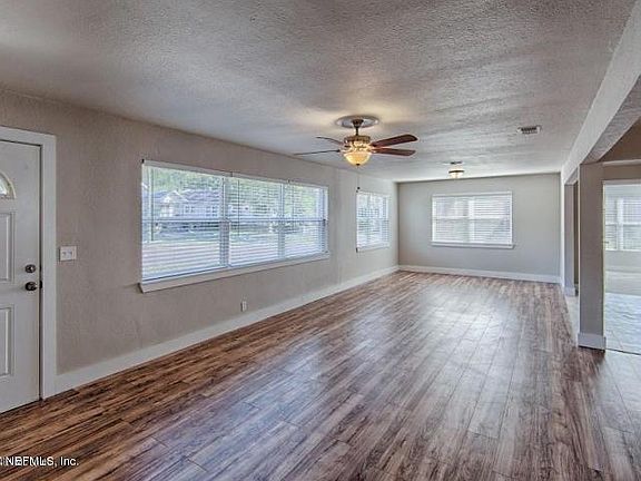 5th image of 406 Long Branch Blvd