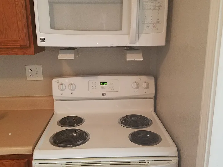 706 S Hancock St — Photo 1