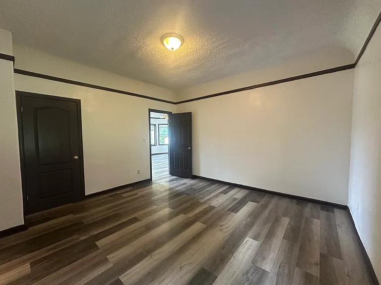 8807 E 47th St — Photo 10