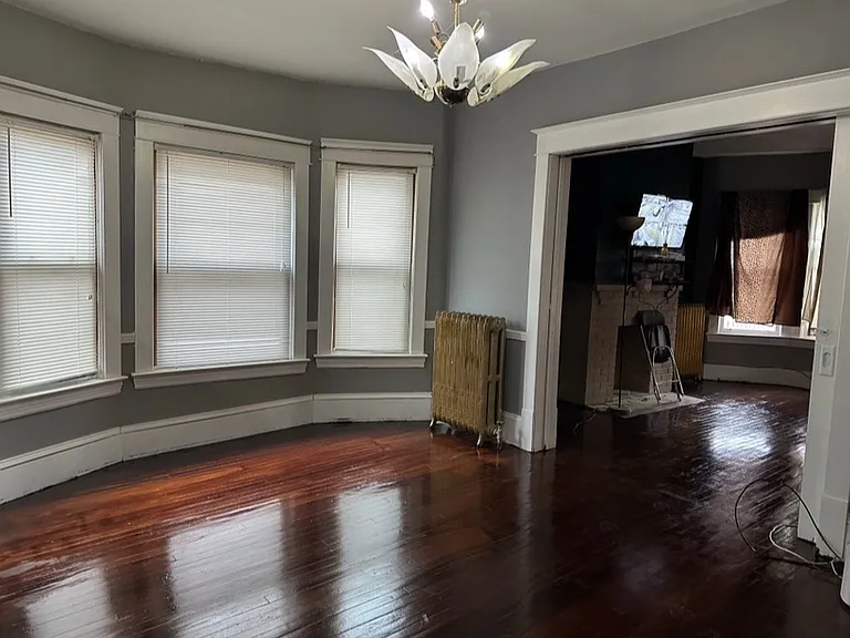 37 Minnesota Ave #1 — Photo 7