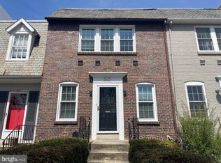 3621 T St NW, Washington, DC 20007