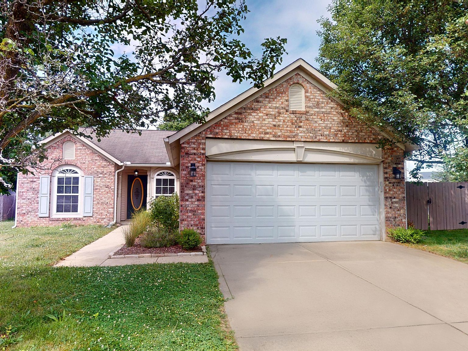 6640 Chipping Ct, Indianapolis, IN 46268 | Zillow