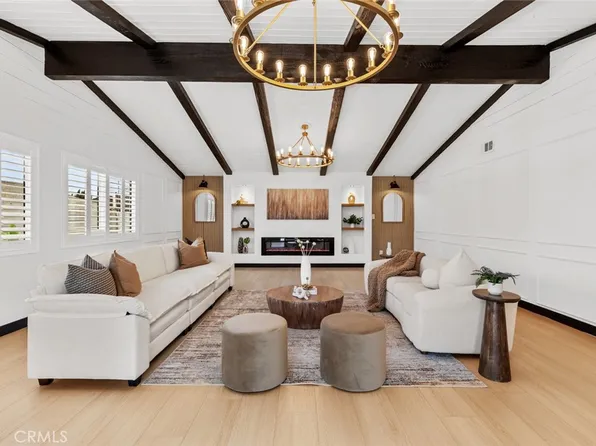 14621 Chalet Ln, Huntington Beach, CA 92647