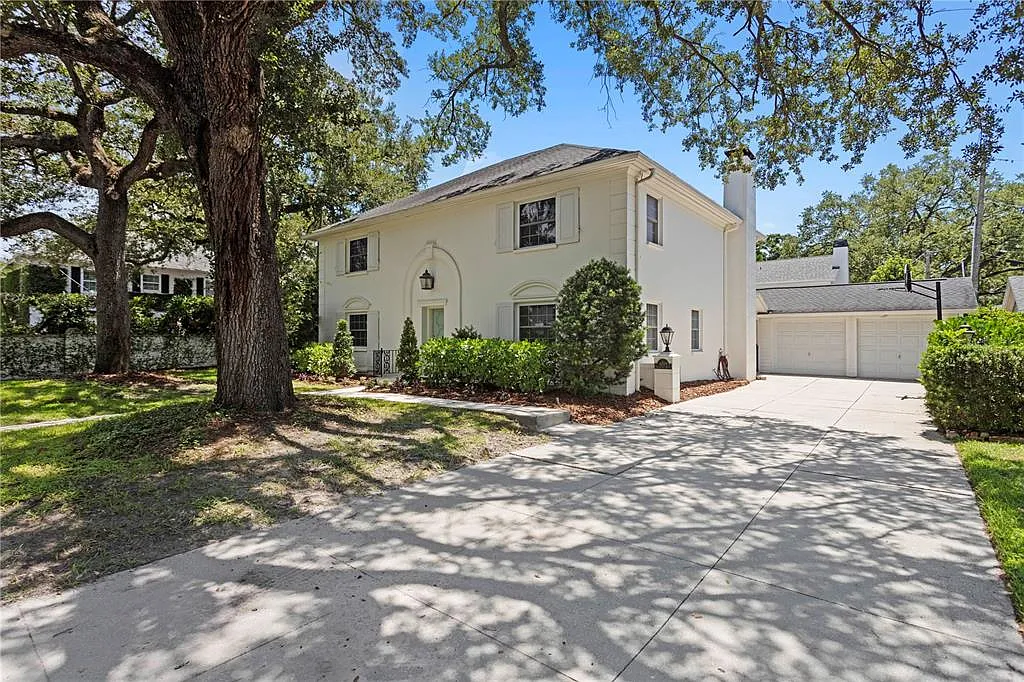 4 bed, 2.5 bath, 2772 sqft, $8,000 — Photo 3