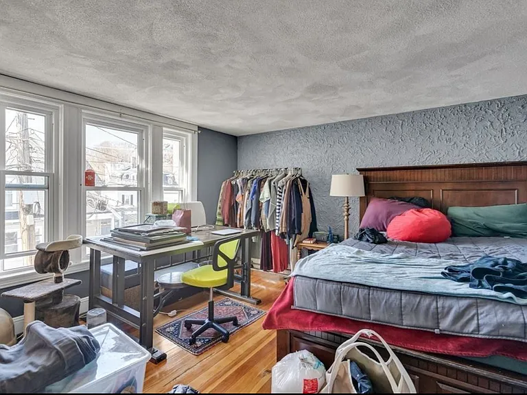 14 Gale St #2 — Photo 9