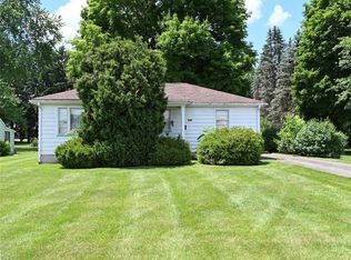 1009 5th St, Struthers, OH 44471