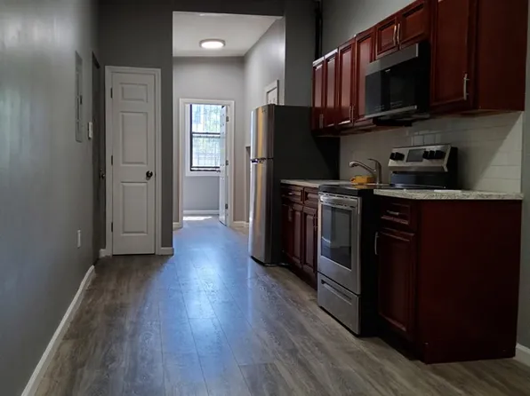 40 Grove Street image 1 of 8
