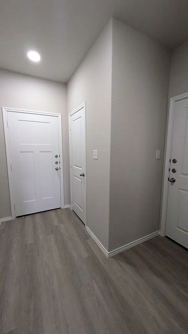 5330 Lisa Point #1 — Photo 2