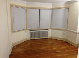 (Undisclosed Address), White Plains, NY 10606