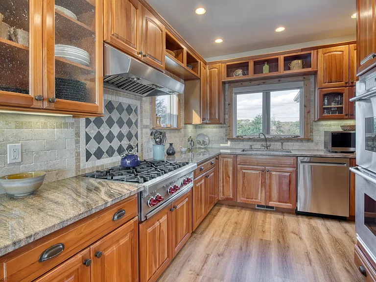 155 Marine Blvd — Photo 8