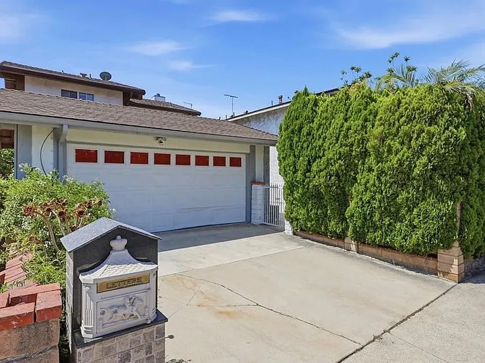 12300 Covello St