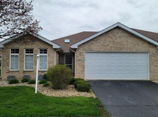 900-C Easy St, Crown Point, IN 46307