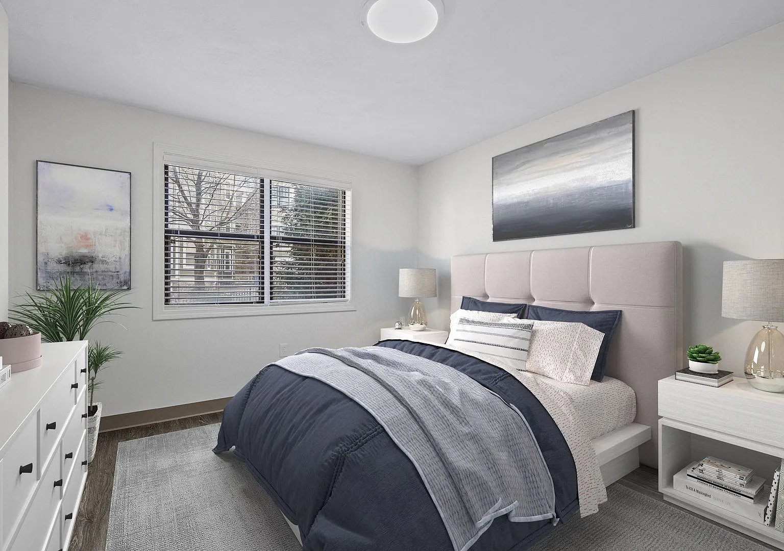 Nice 2 bed in Mission Hill — Photo 3