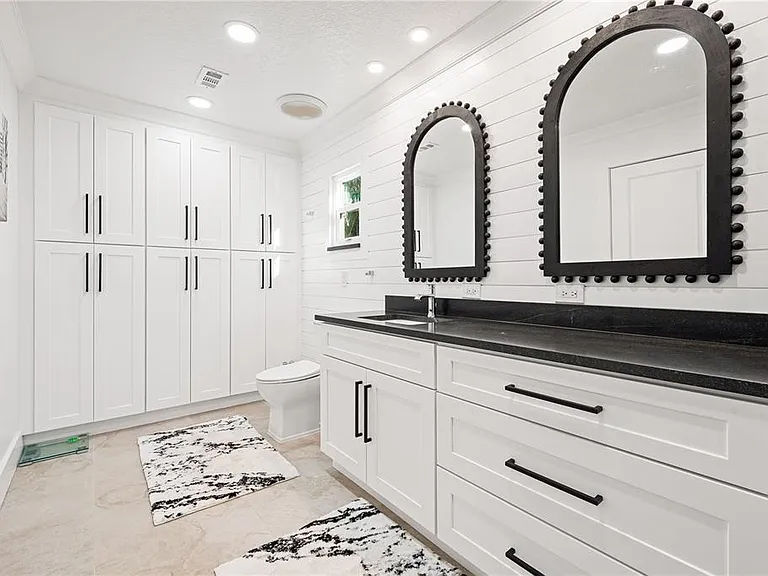 2500 Monterey St — Photo 14
