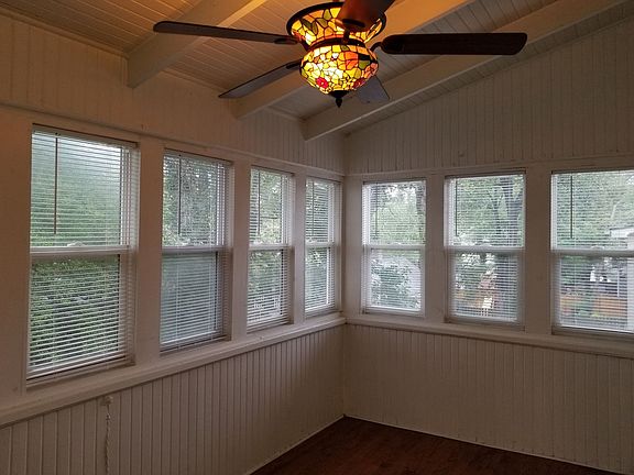2nd image of 1061 Cherokee Rd APT 2