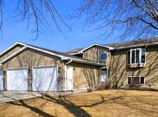 1846 6th St NE, Watertown, SD 57201
