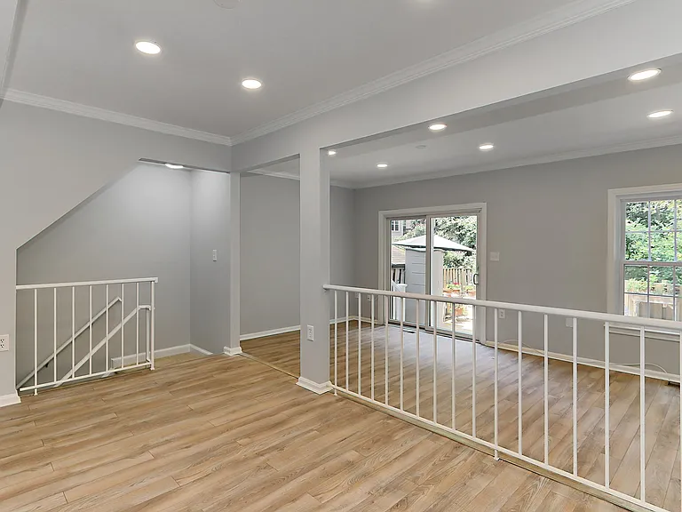 10270 Latney Rd — Photo 5