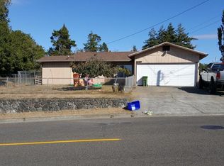 2909 Oak St, North Bend, OR 97459