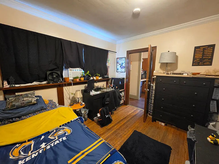 338 E College Ave — Photo 11