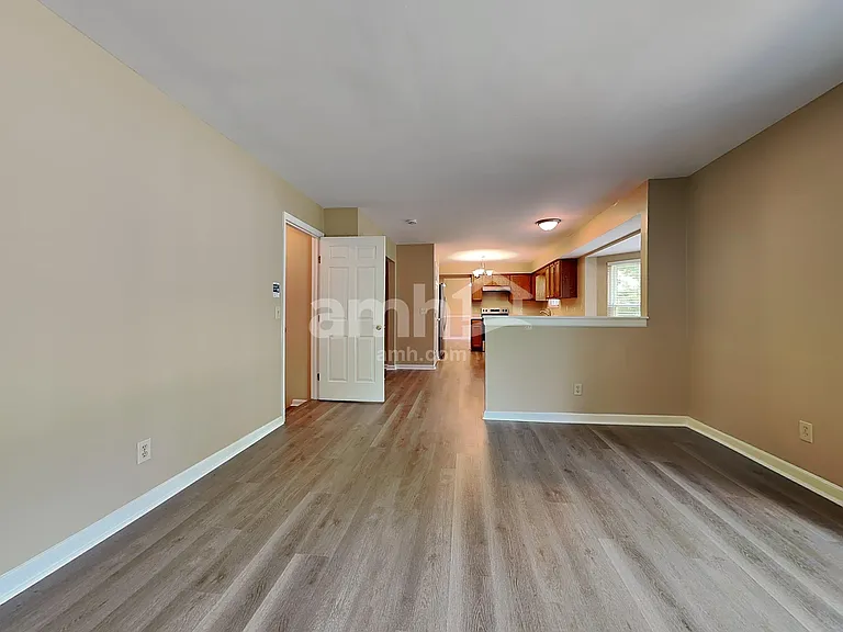 7037 Berry Blossom Ct — Photo 6