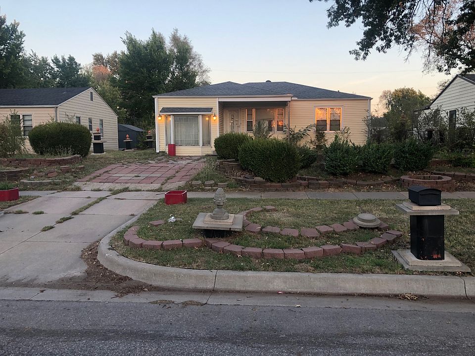 1st image of 2738 N Grove St
