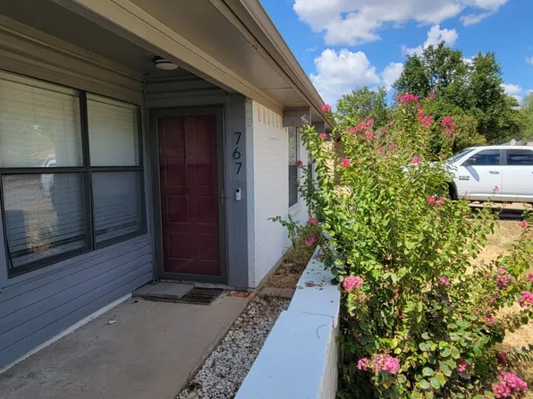 767 Blessing Creek Dr, Euless, TX 76039