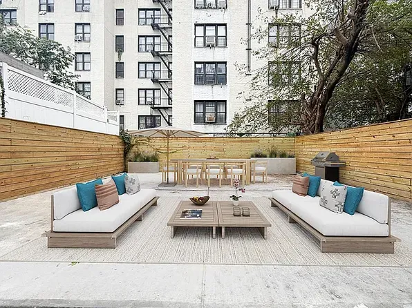 694 Rutland Road image 15 of 15