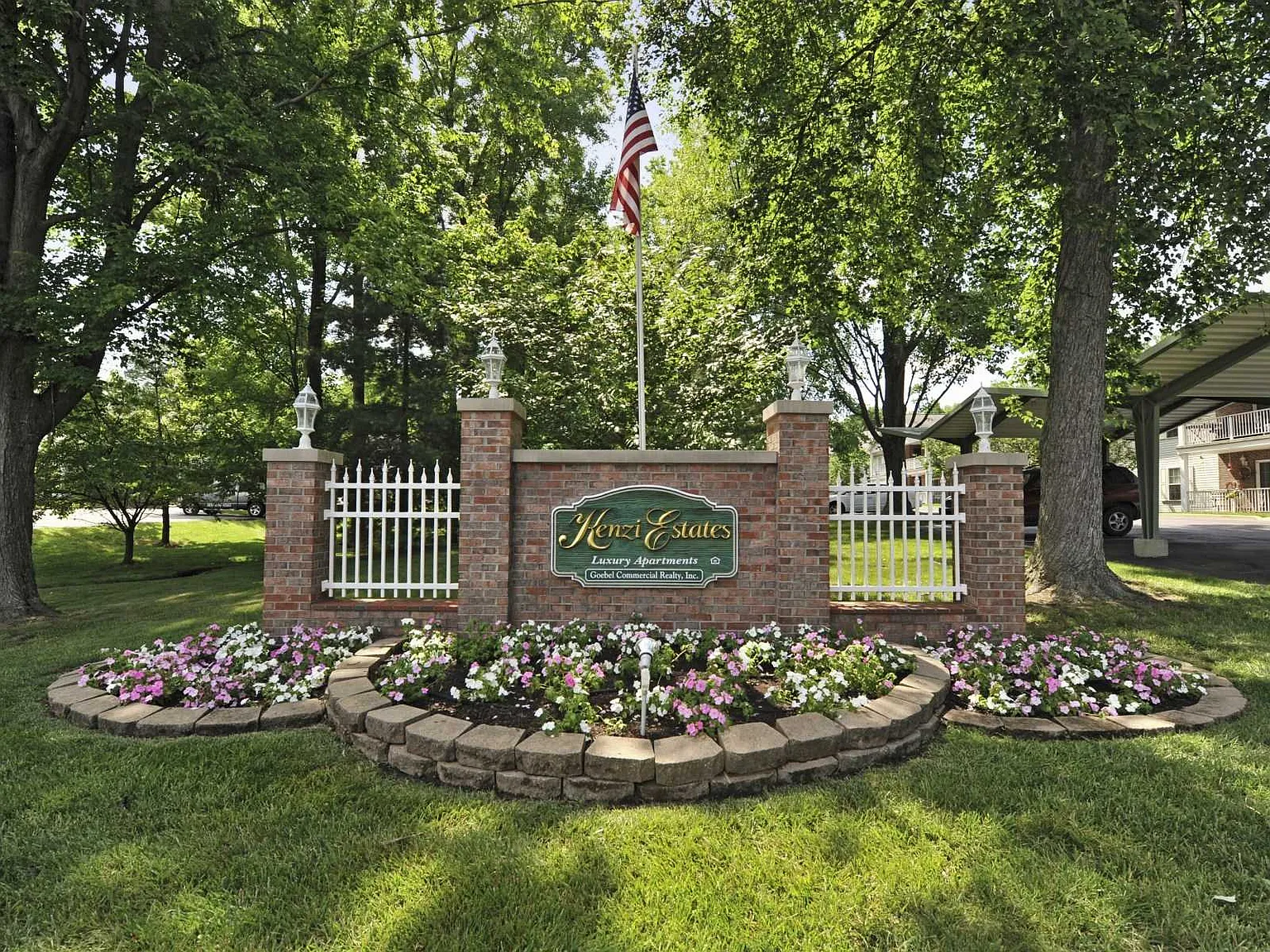 Kenzi Estates — Photo 2