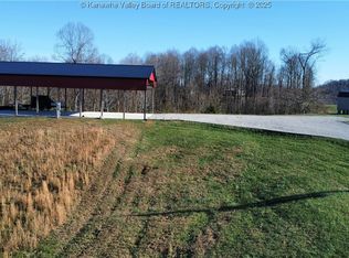 499 Essex Dr, Pt Pleasant, WV 25550