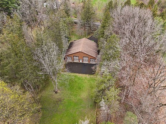 2nd image of 260 Mendon Center Rd