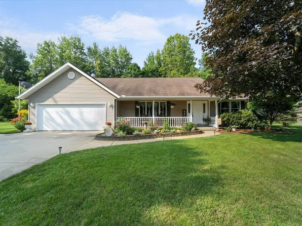 12389 N Creek Bend Ln, Milford, IN 46542