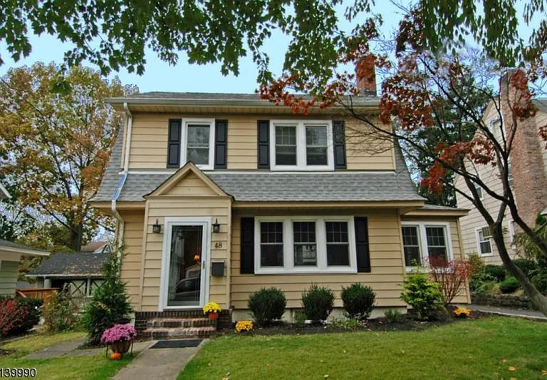 48 Cypress St — Photo 1