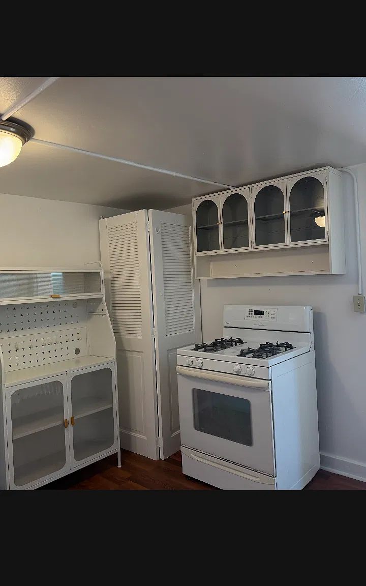 1 bed, 750 sqft, $1,295 — Photo 1