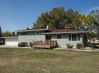 107 Brooktree Dr, Harwood, ND 58042