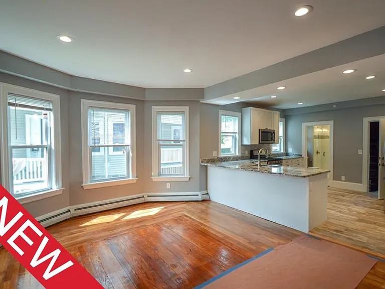 62 Mapleton St #2 — Photo 1