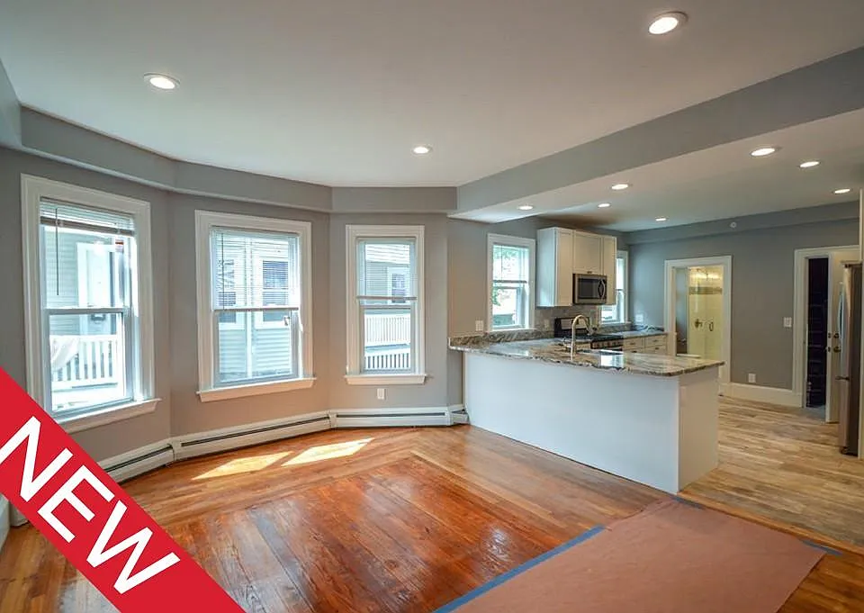 62 Mapleton St #2